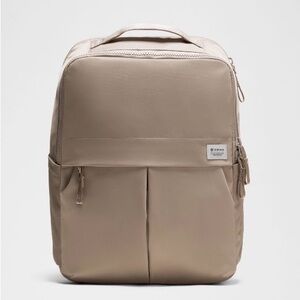 NWOT Lululemon Everyday Backpack 21L